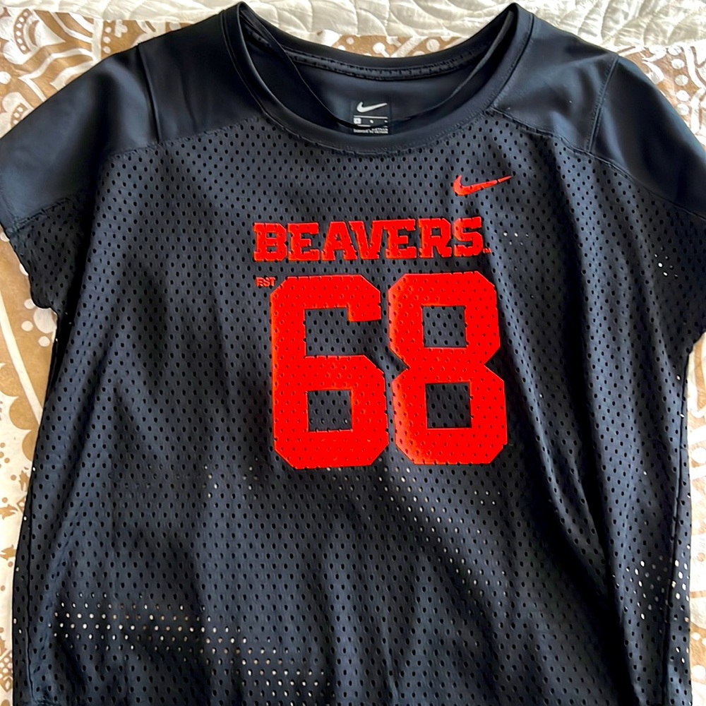 Oregon Beavers Nike Jersey Womens Large shirt top NWOT never worn brand new